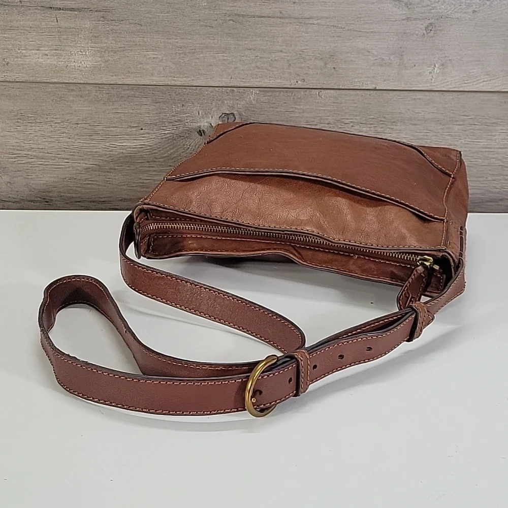 Frye Classic Brown Leather Crossbody Bag